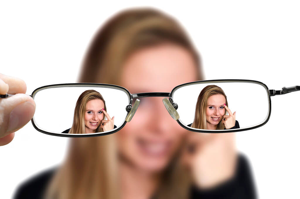 Cilinderes szem tünetei szemüveg viseléssel enyhíthetők